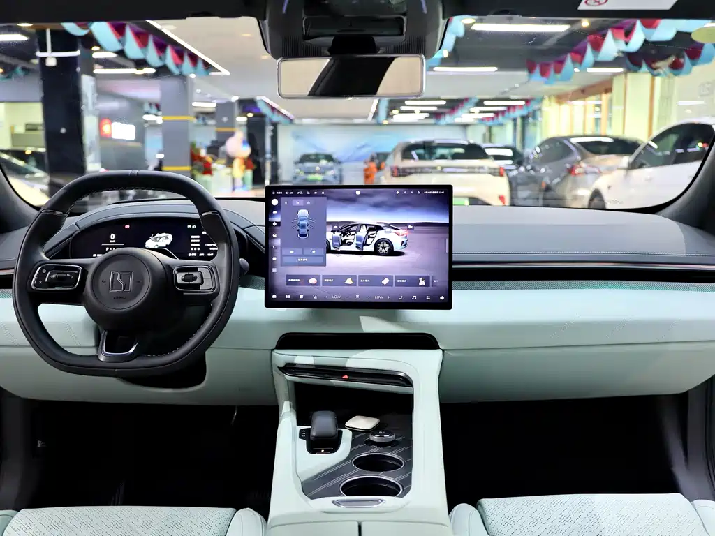 ZEEKR EXTREME KRYPTON 001