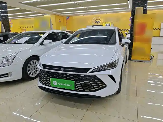 2025 BYD Qin