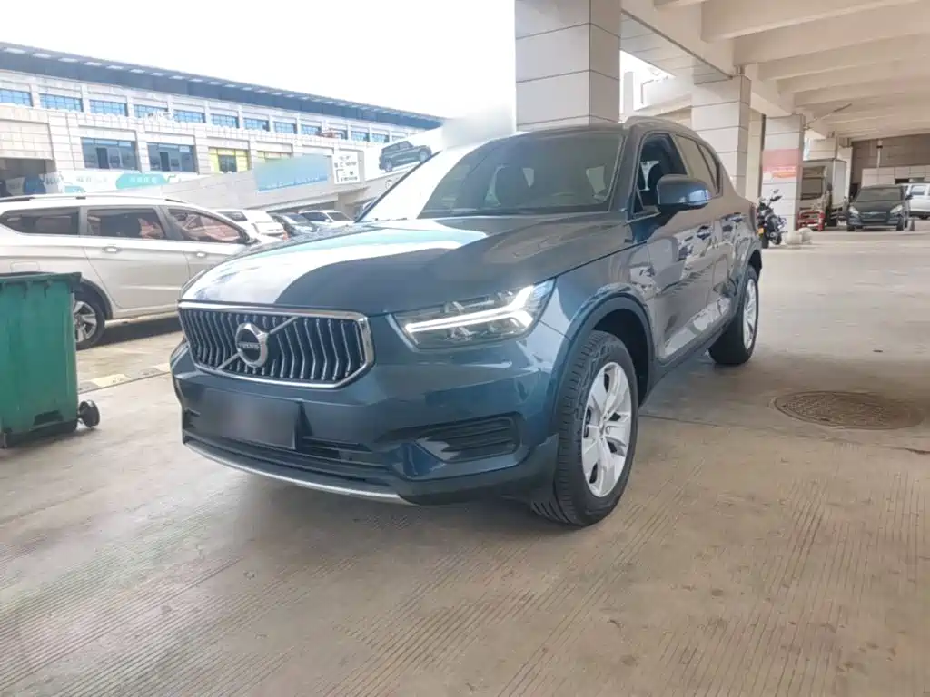 Volvo XC40