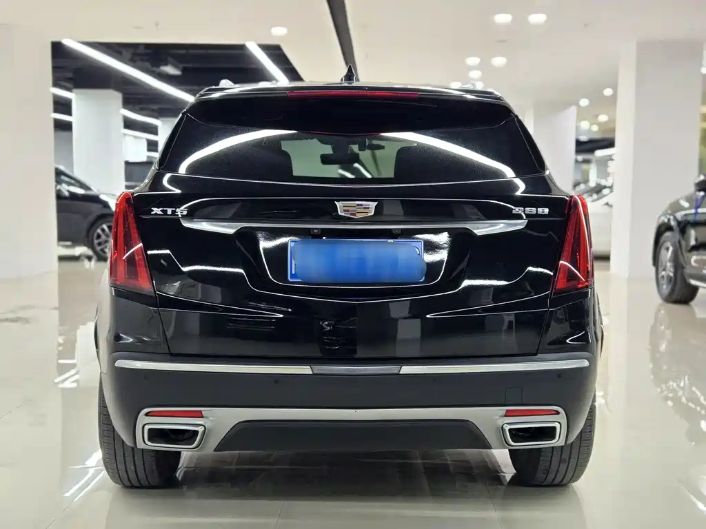 Cadillac XT5 — миниатюра 3