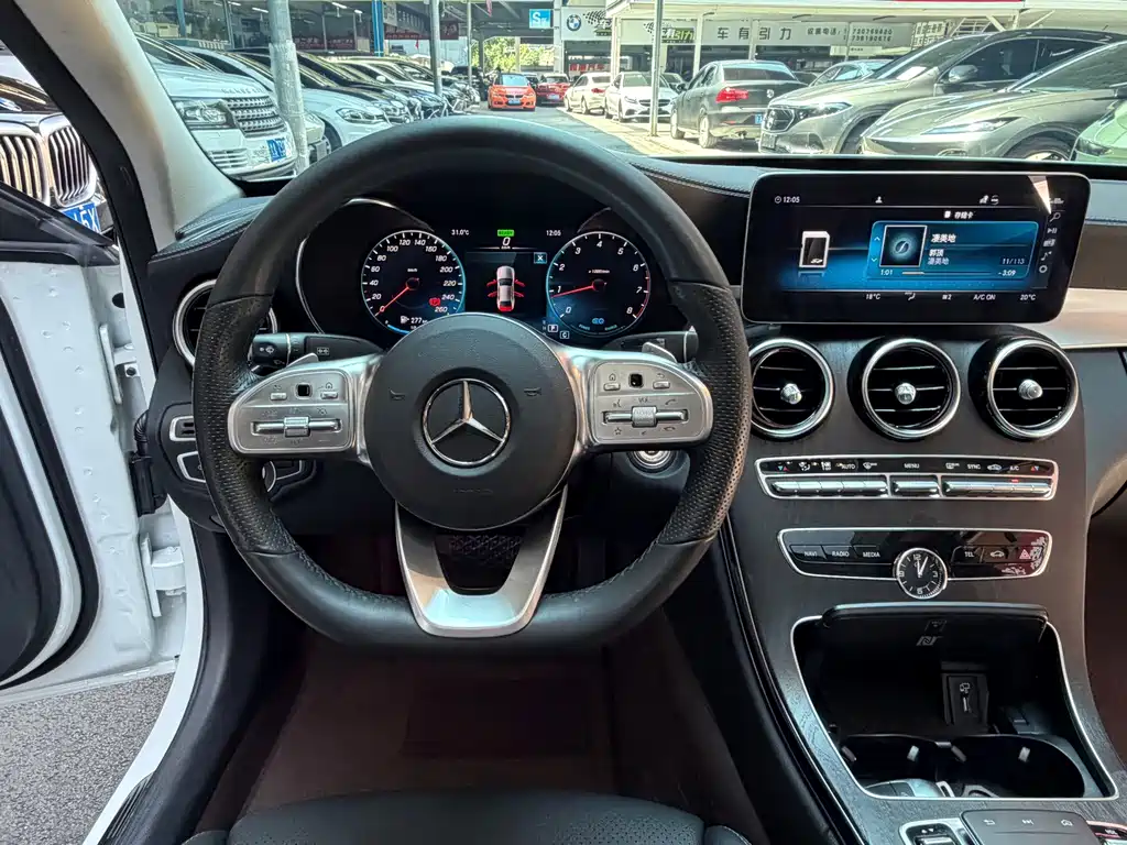 Mercedes-Benz C-Class — миниатюра 18