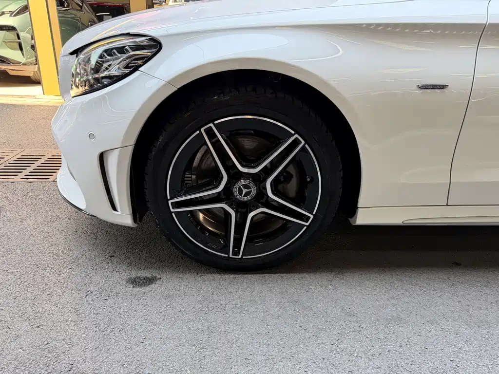 Mercedes-Benz C-Class — миниатюра 32