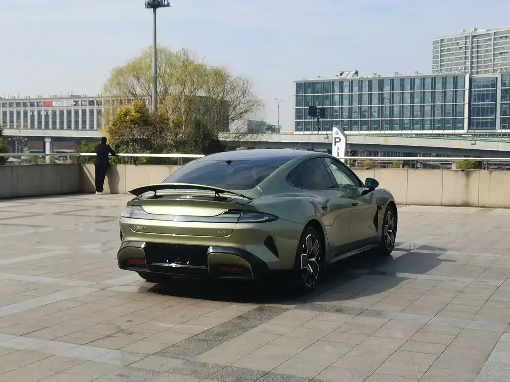 XIAOMI CAR XIAOMI SU7