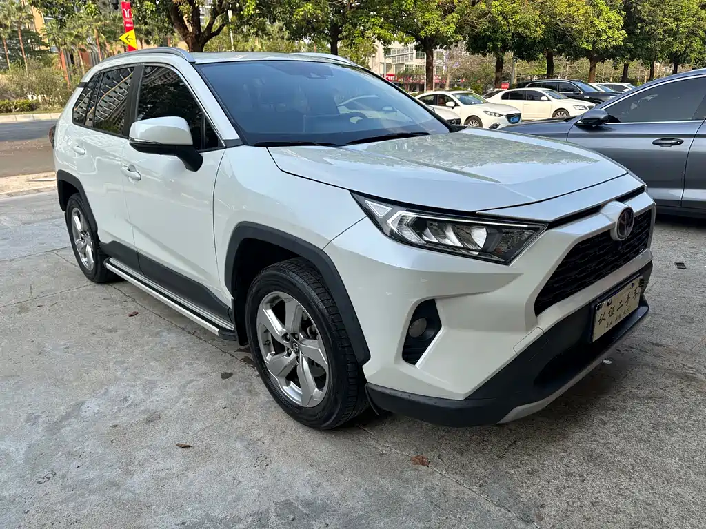 TOYOTA RAV4 RONGFANG