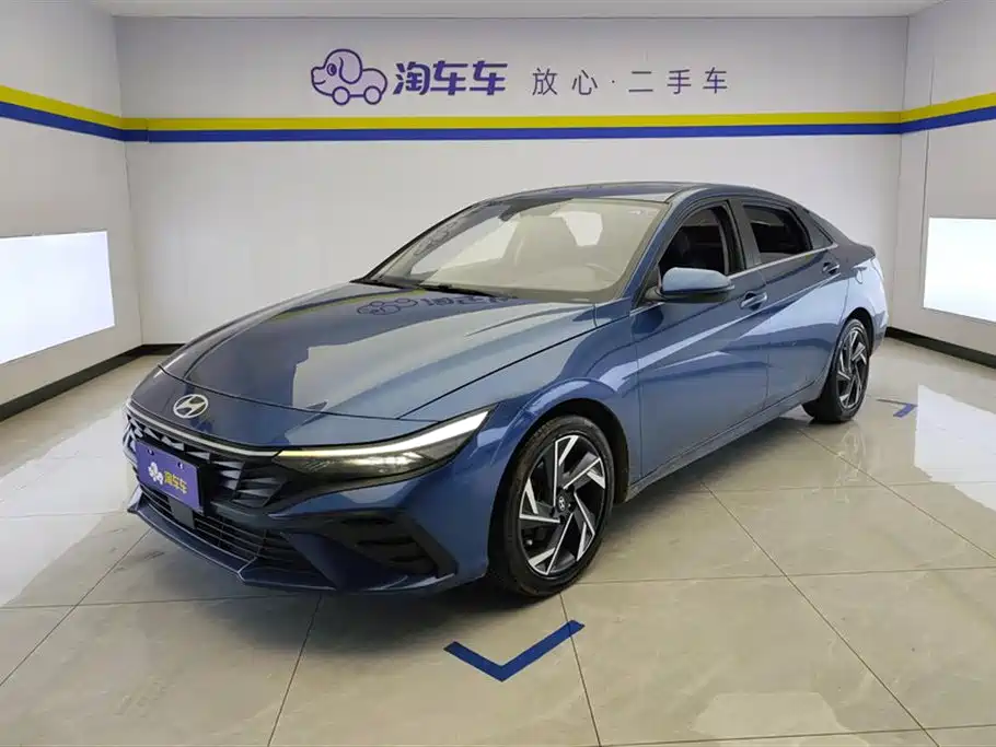 Hyundai Elantra 2023