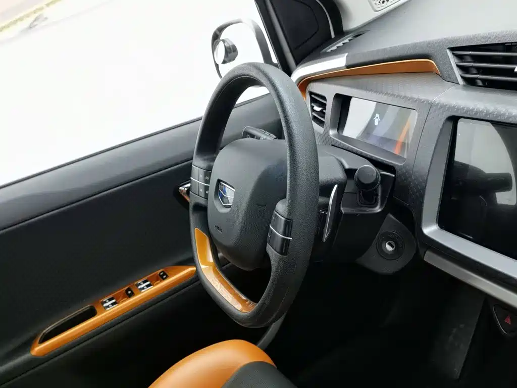 Geely Vision X1 — миниатюра 22