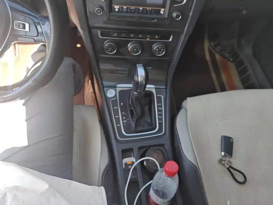 Volkswagen Golf — миниатюра 16