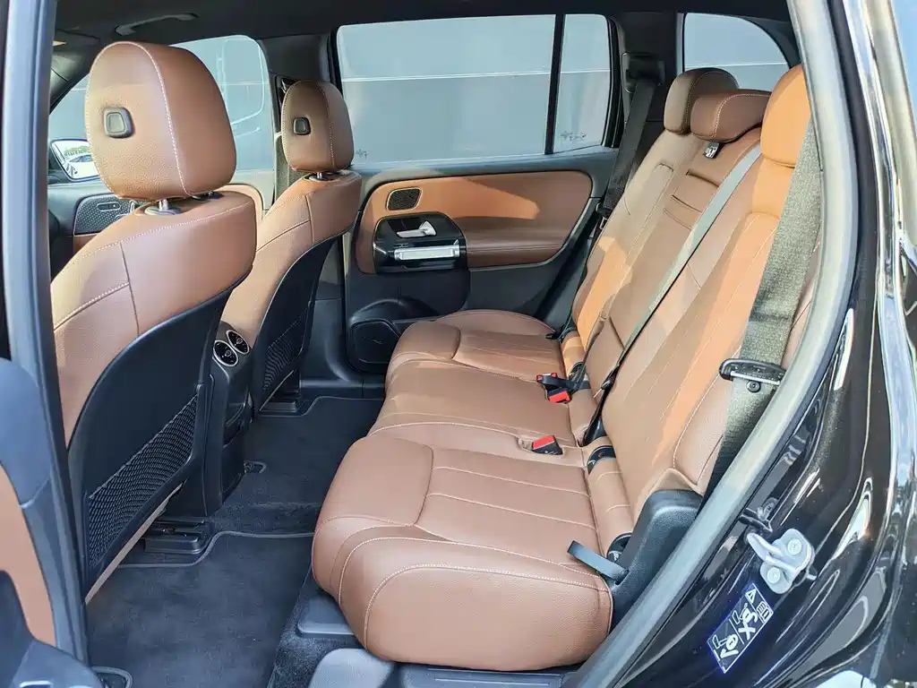 Mercedes-Benz EQB — миниатюра 6