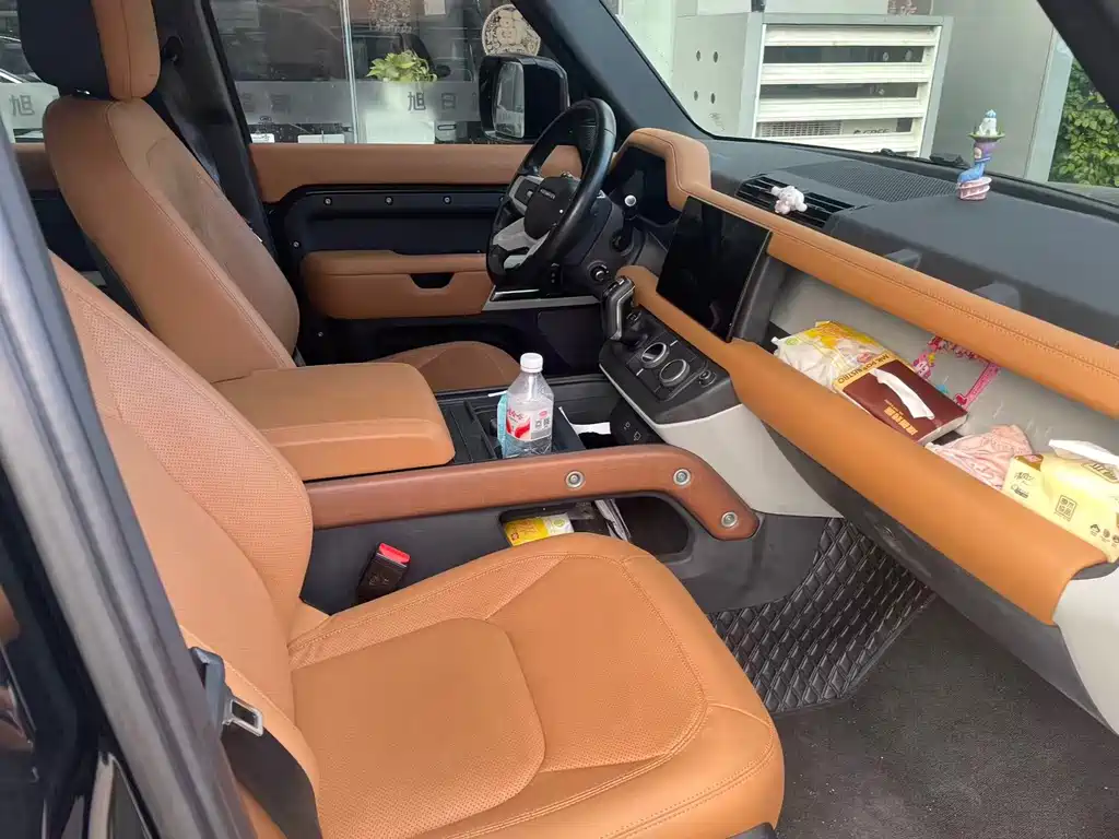 Land Rover Defender — миниатюра 5