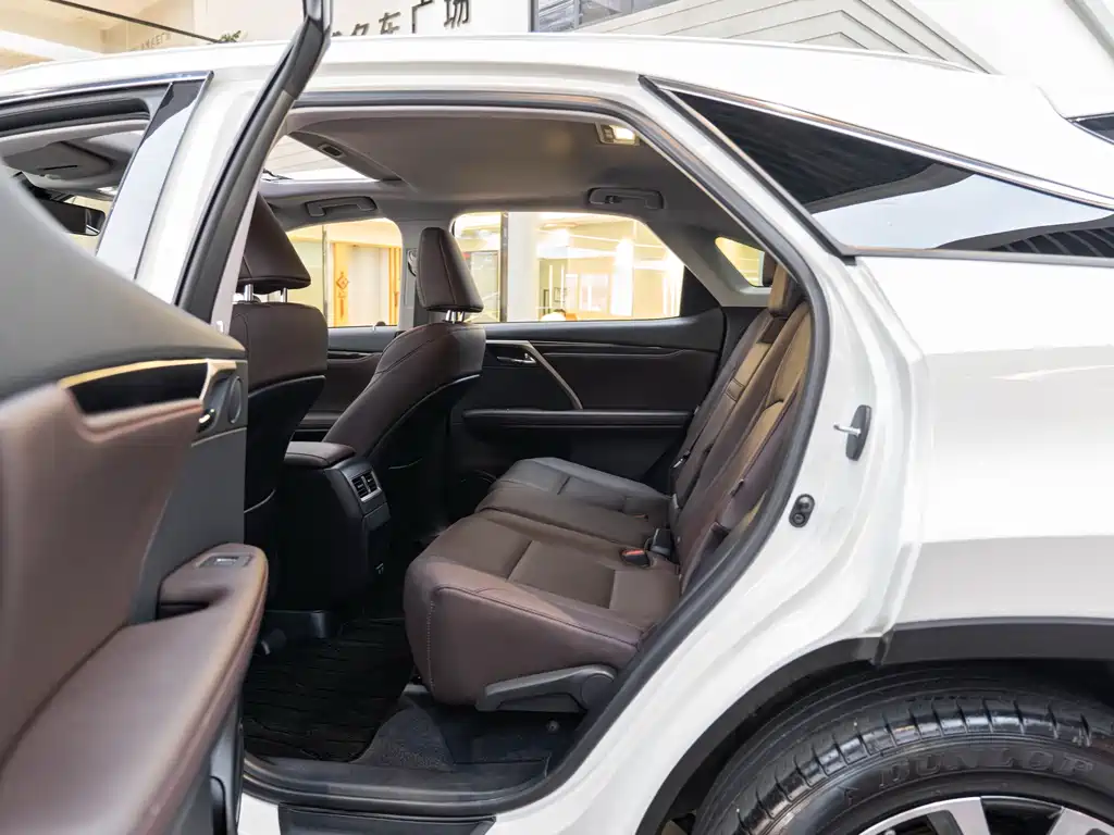 Lexus RX — миниатюра 10