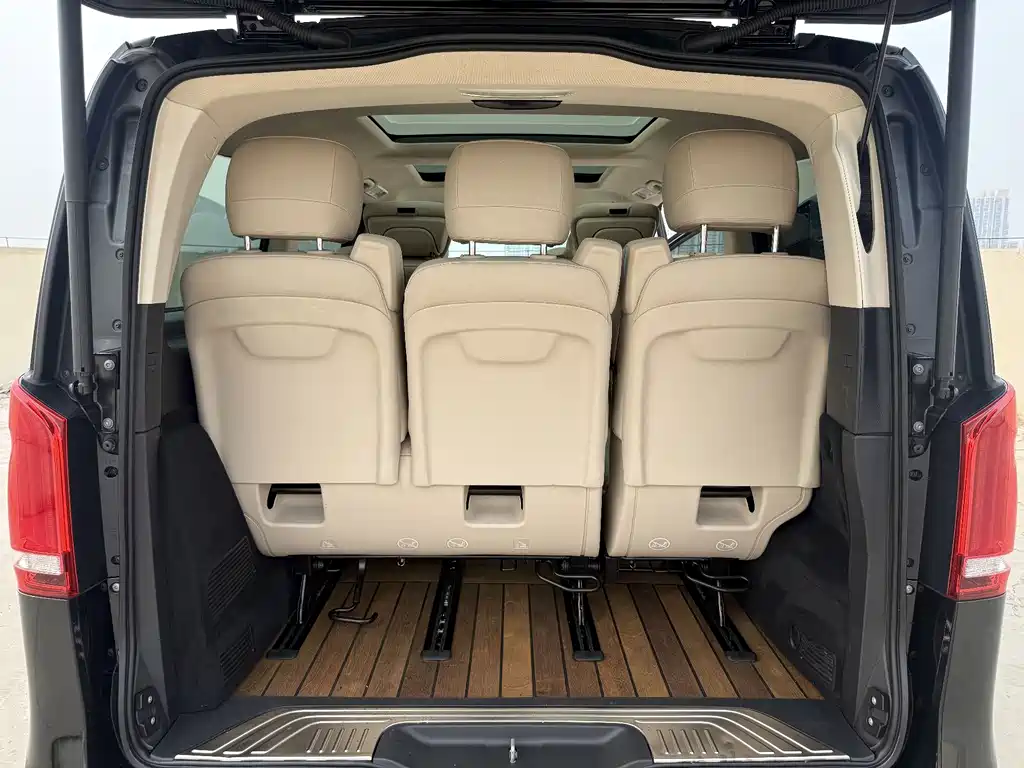 Mercedes-Benz V-Class — миниатюра 14