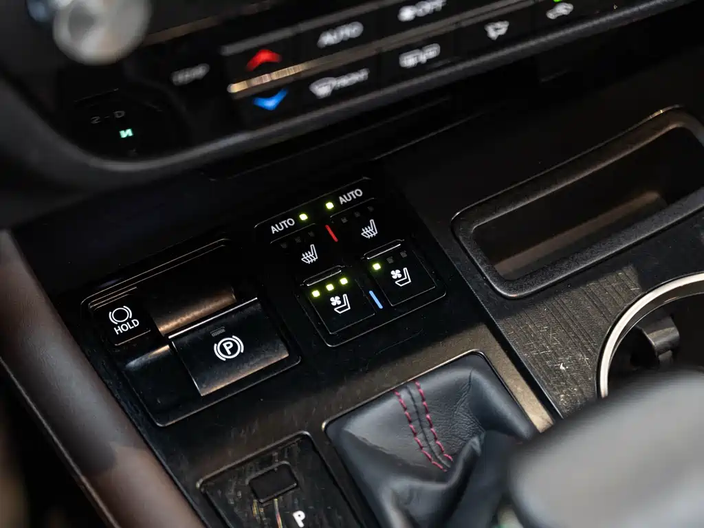 Lexus RX — миниатюра 21
