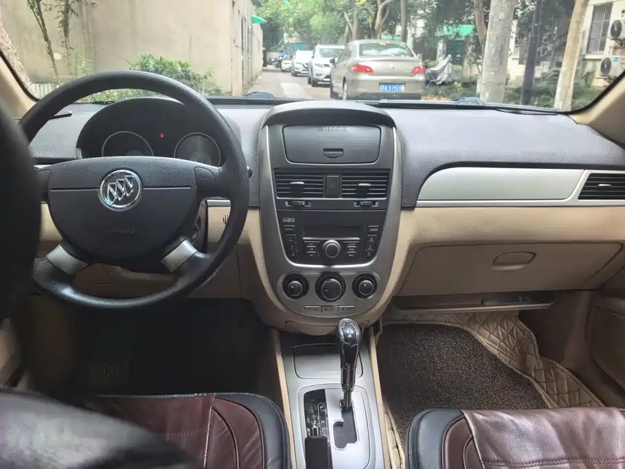 Buick Excelle — миниатюра 13