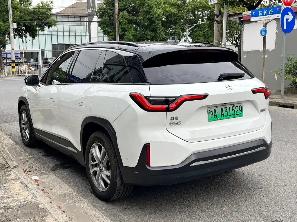 NIO ES6 — миниатюра 6