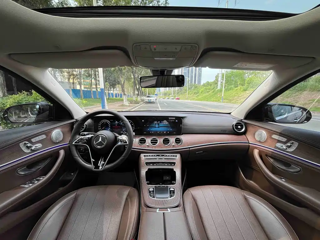 Mercedes-Benz E-Class E 2023 E 300 L Luxury