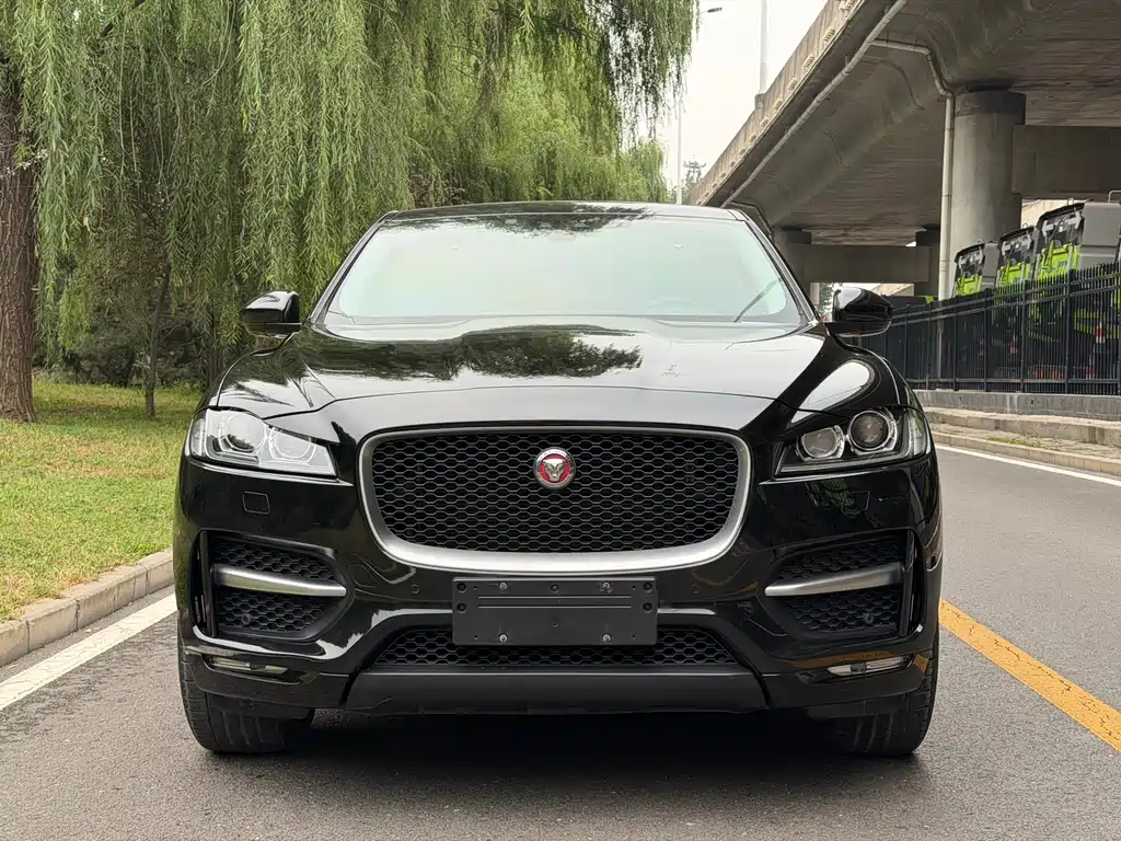 Jaguar F-Pace 2016 3.0 SC R-Sport Sport