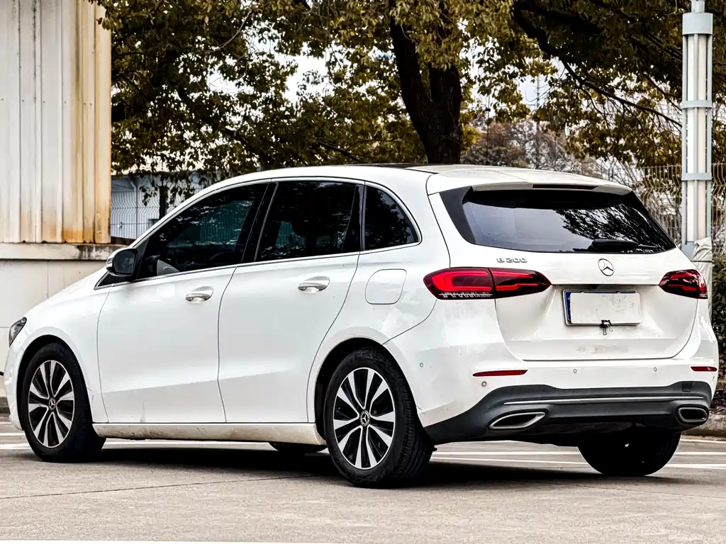 MERCEDES-BENZ B CLASS