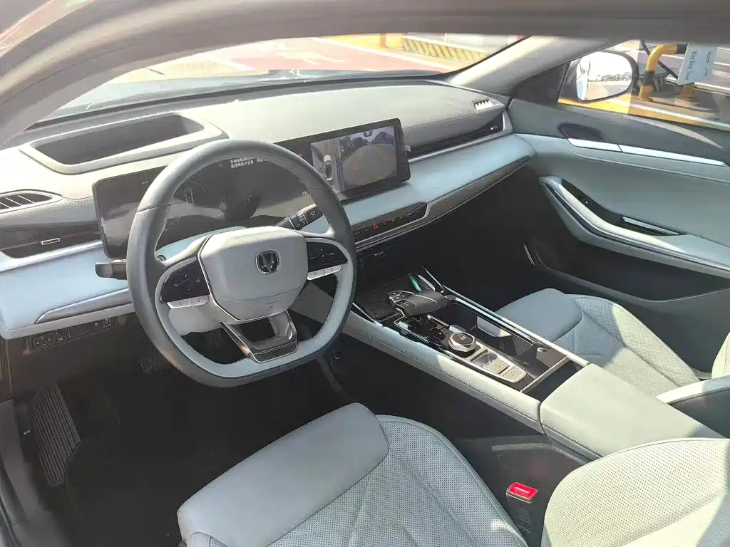Changan Ruicheng PLUS — миниатюра 5