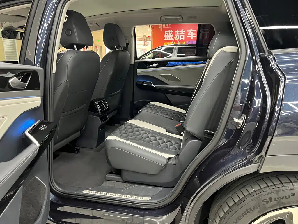 Volkswagen ID.6 Crozz — миниатюра 7