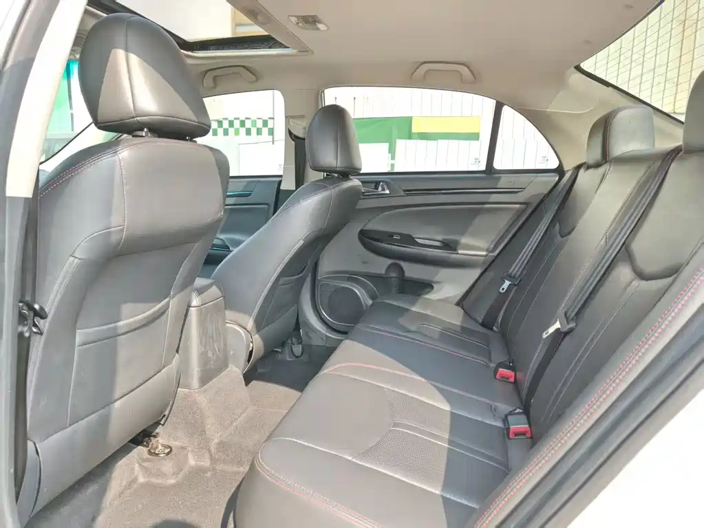 BYD e5 — миниатюра 4