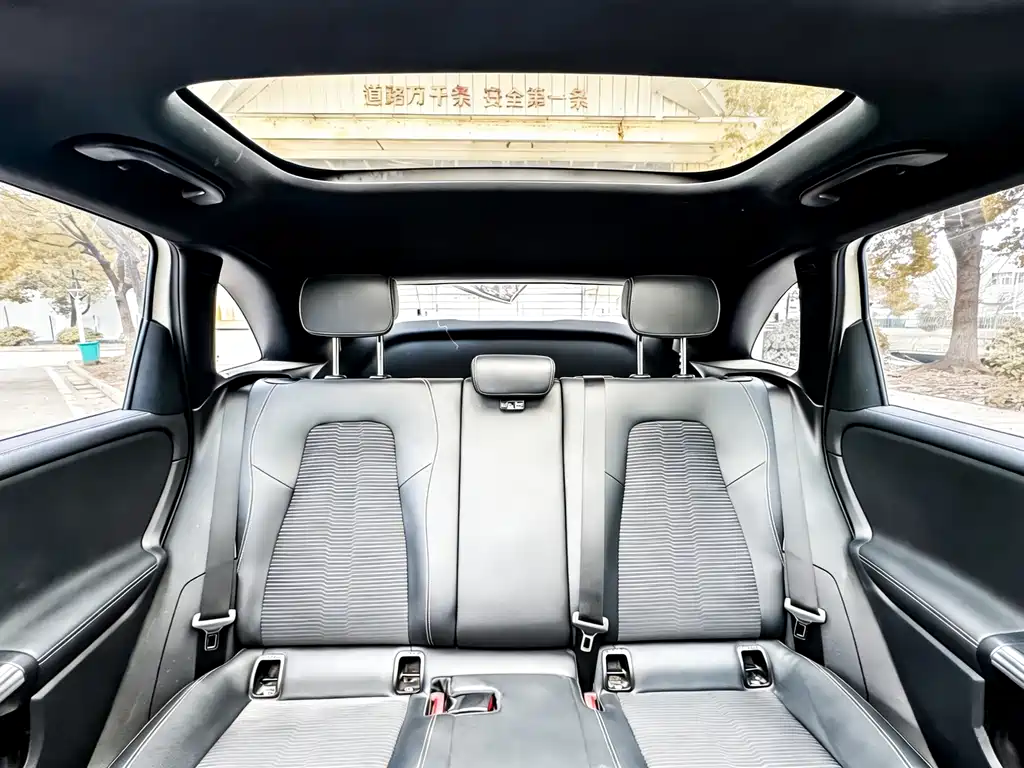 MERCEDES-BENZ B CLASS