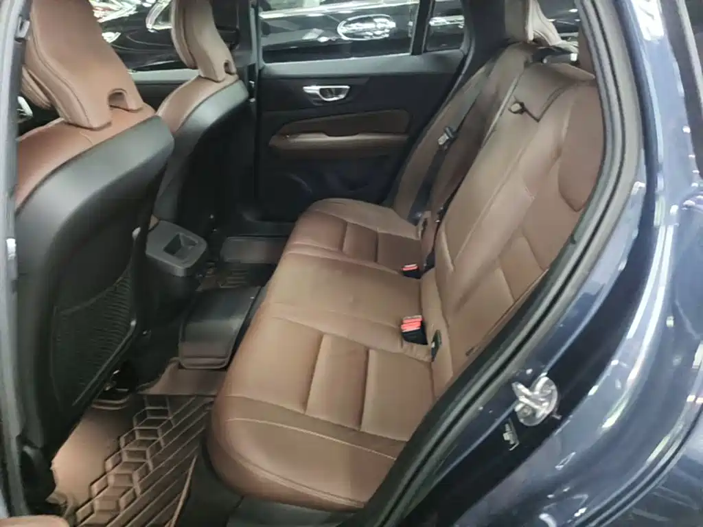 Volvo V60 — миниатюра 17