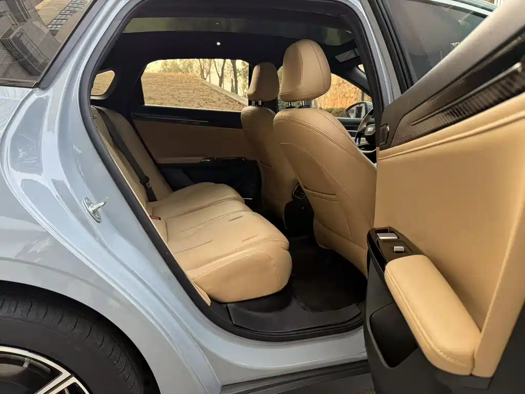 GEELY GALAXY GALAXY L6