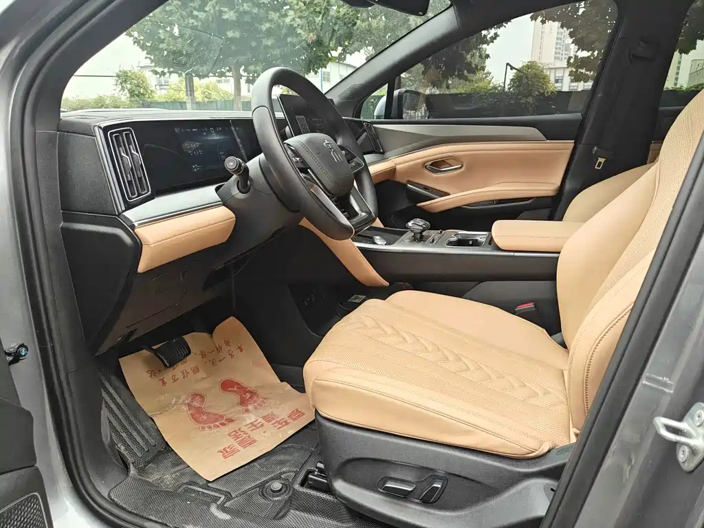 BYD L DM-i — миниатюра 7