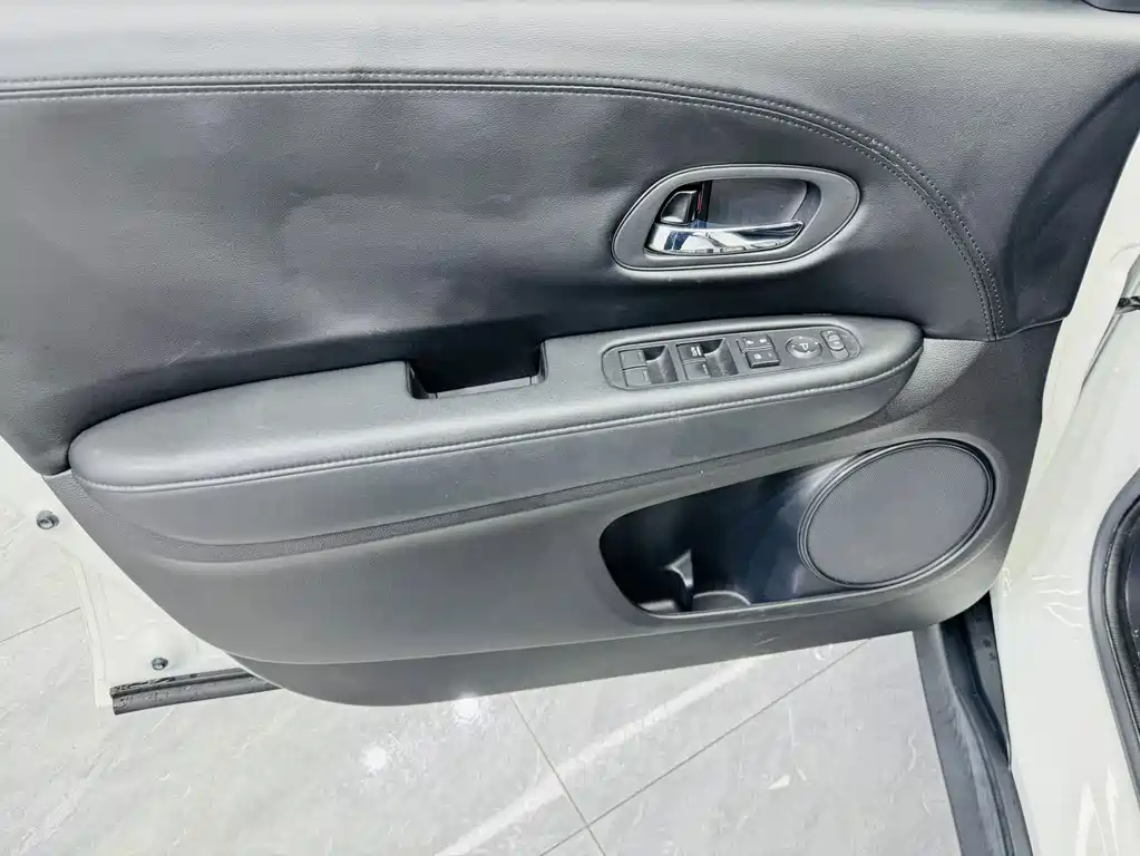 Honda Vezel — миниатюра 8