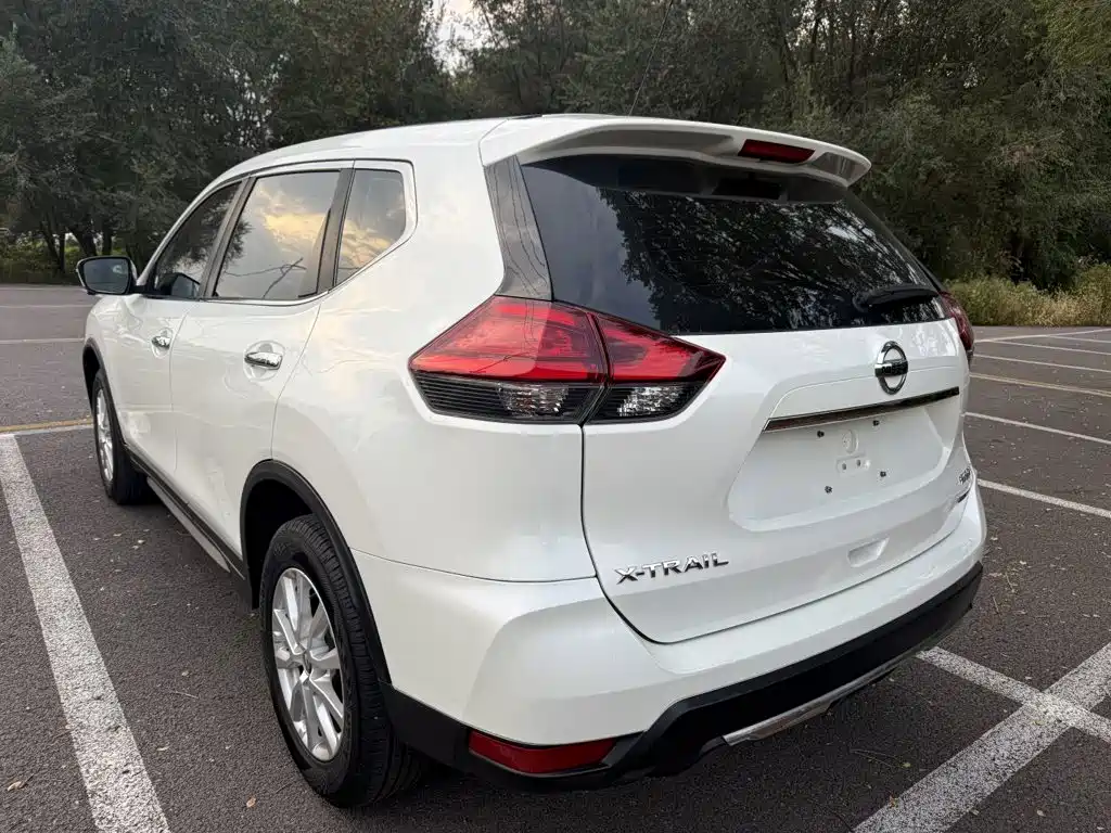 Nissan X-Trail — миниатюра 8