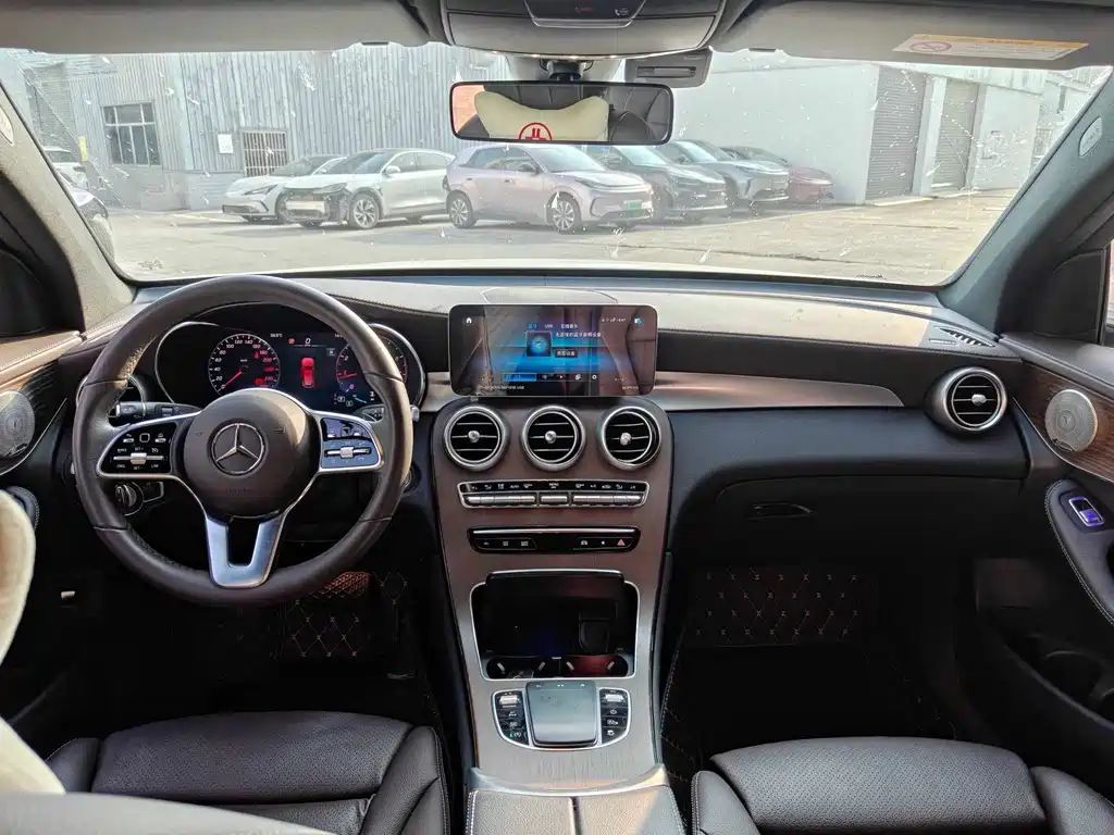 Mercedes-Benz GLC — миниатюра 7