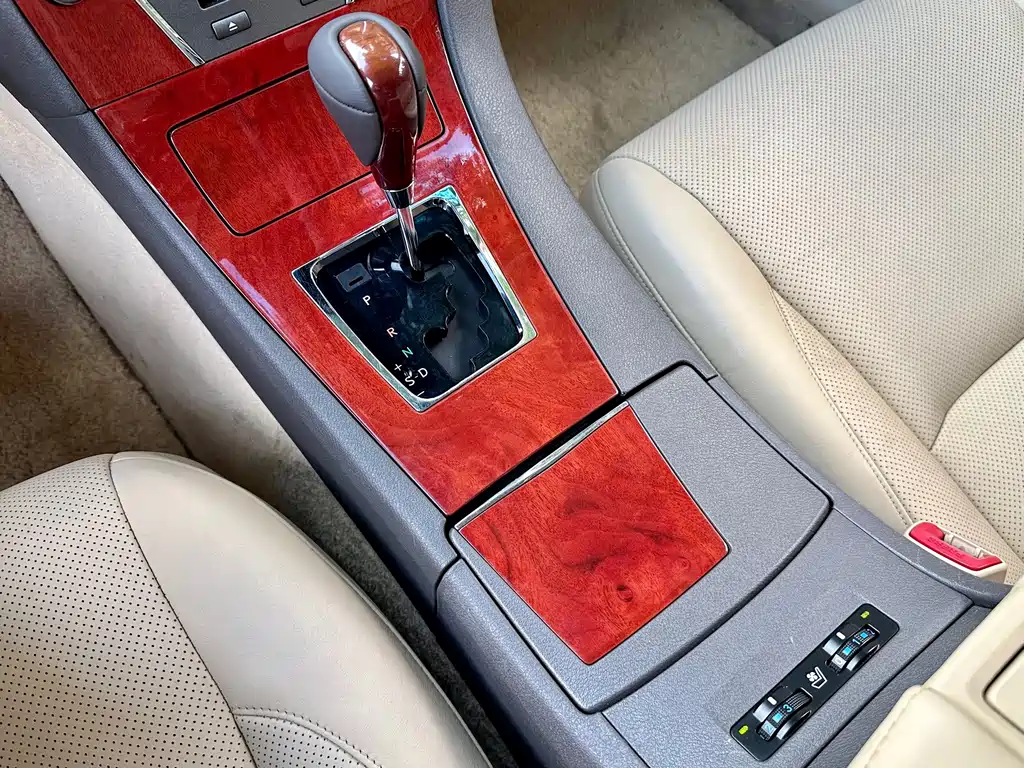 Lexus ES — миниатюра 10