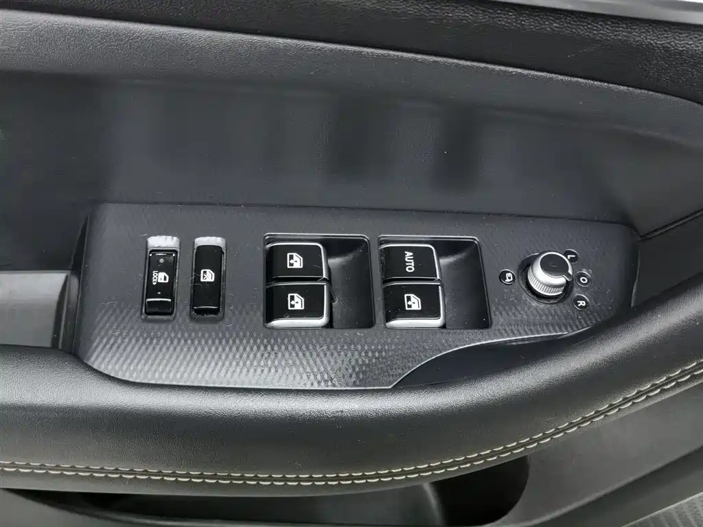 CHANGAN CHANGAN AUCHAN COSAI PRO