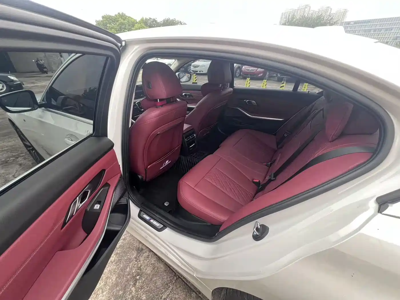 BMW 3 series id 4655194 из Китая 10