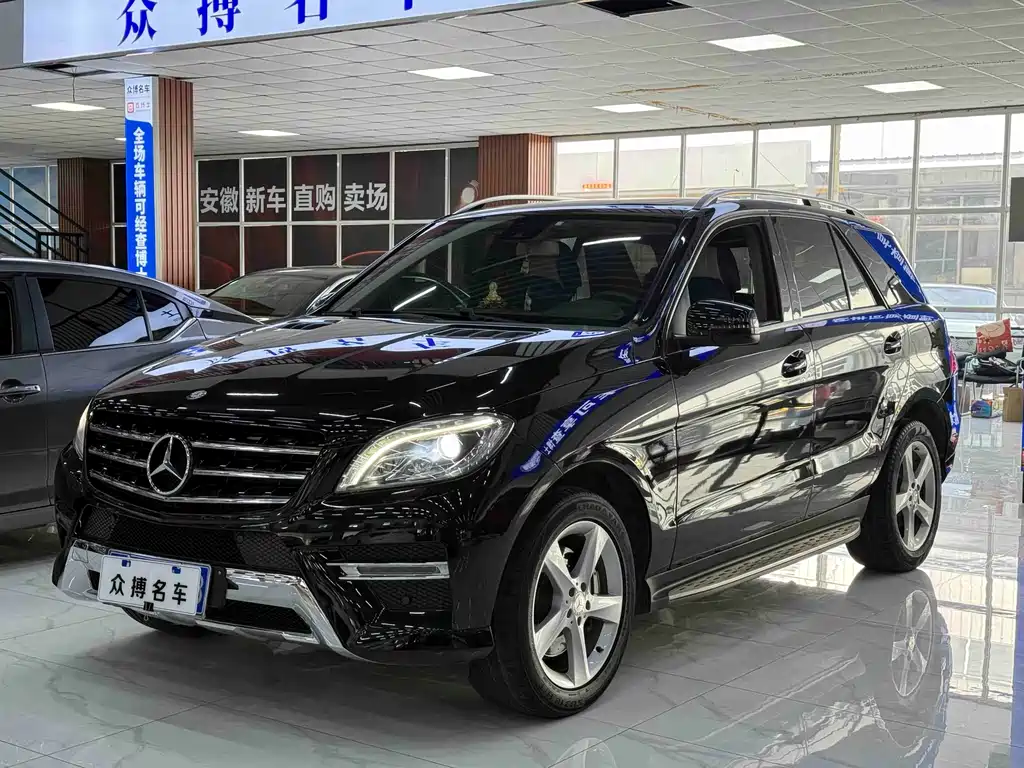 Mercedes-Benz M-Class 2015
