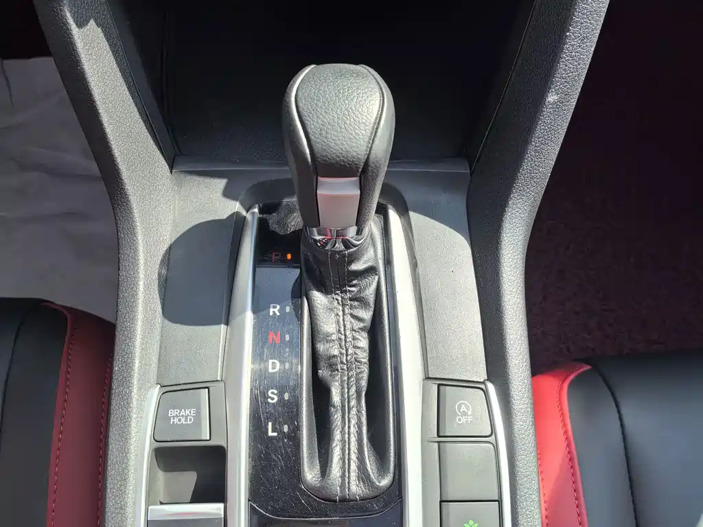 Honda Civic — миниатюра 12