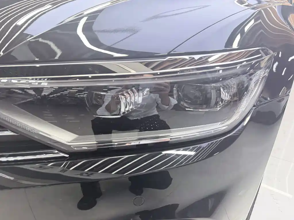 Volkswagen Magotan PHEV — миниатюра 11