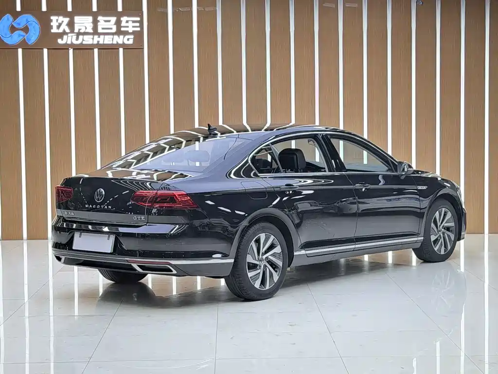 Volkswagen Magotan PHEV — миниатюра 17