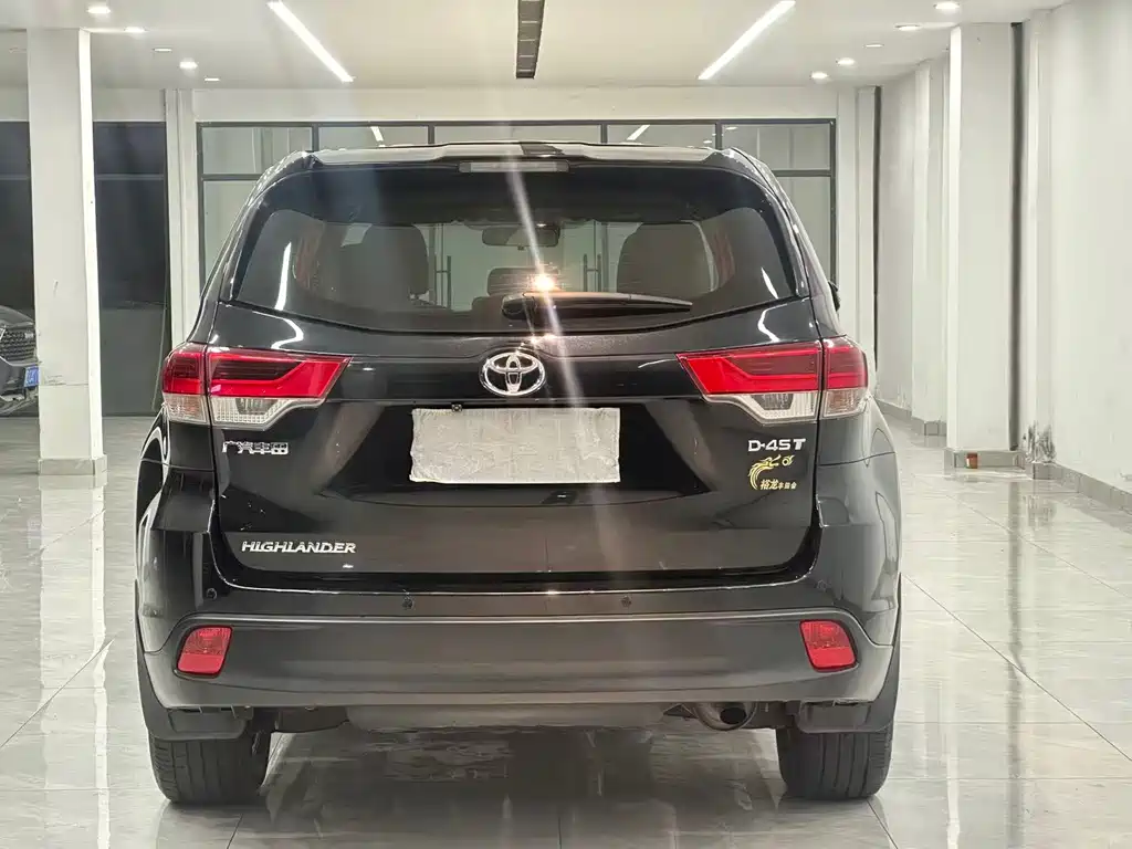 Toyota Highlander — миниатюра 5