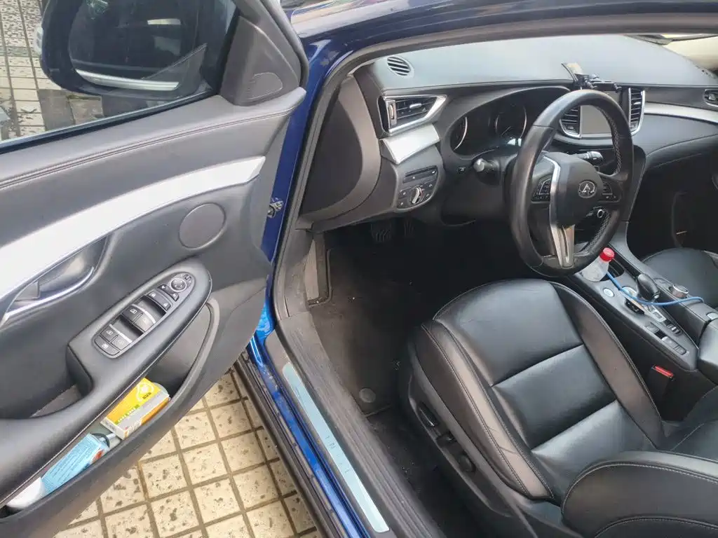 Infiniti QX50 — миниатюра 13