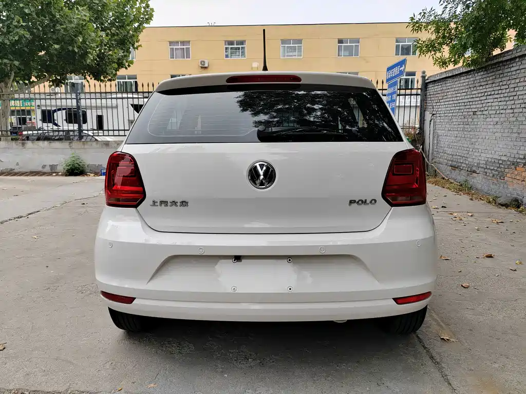 Volkswagen Polo — миниатюра 5