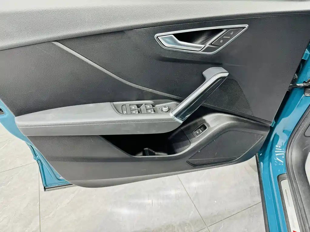 Audi Q2L — миниатюра 8