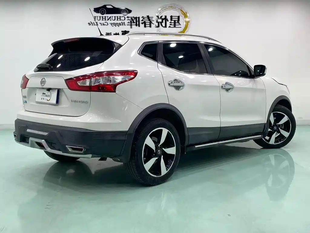Nissan Qashqai — миниатюра 9