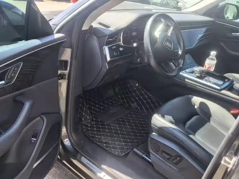 Audi Q8 — миниатюра 10