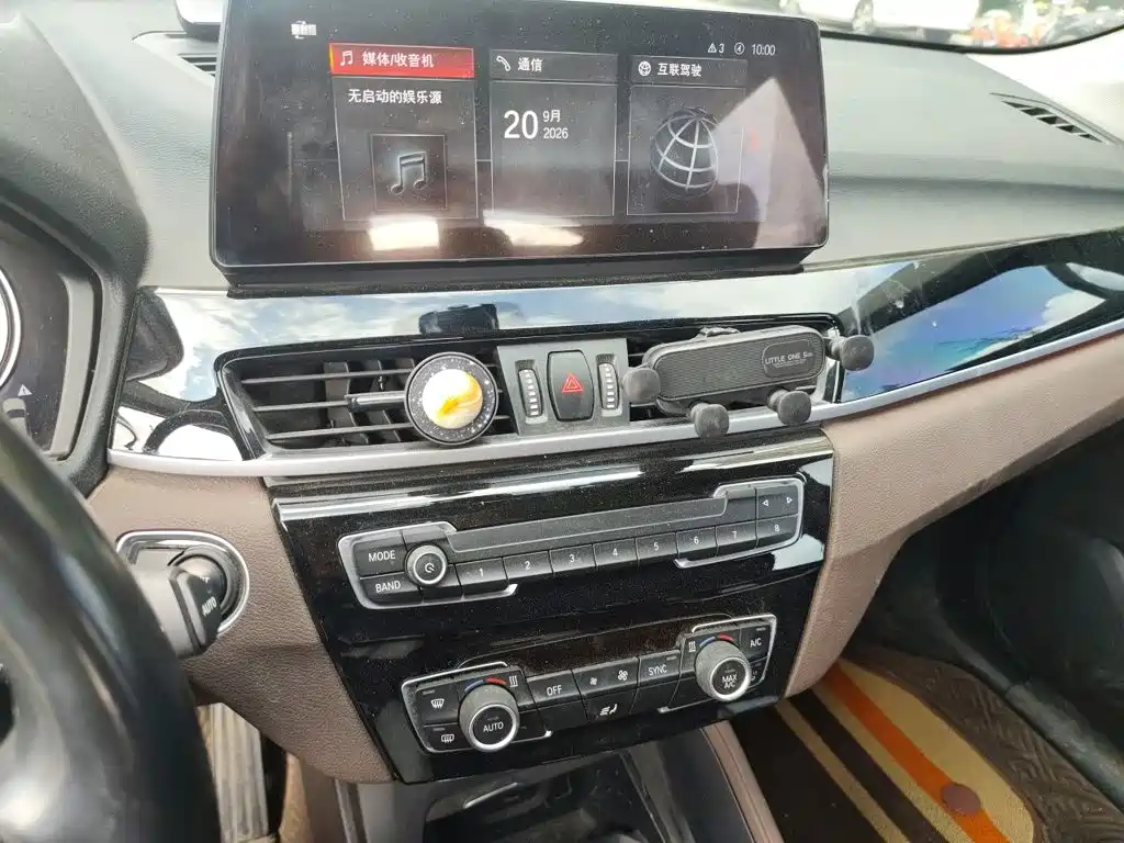 BMW X1 — миниатюра 9