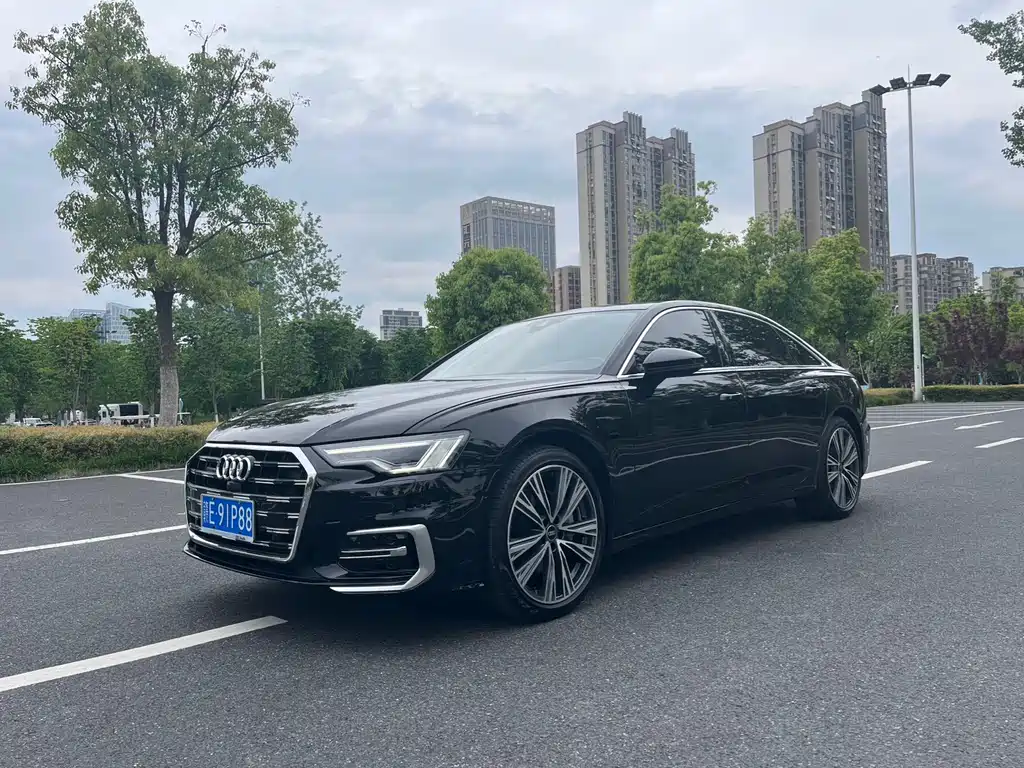 Audi A6L 2025