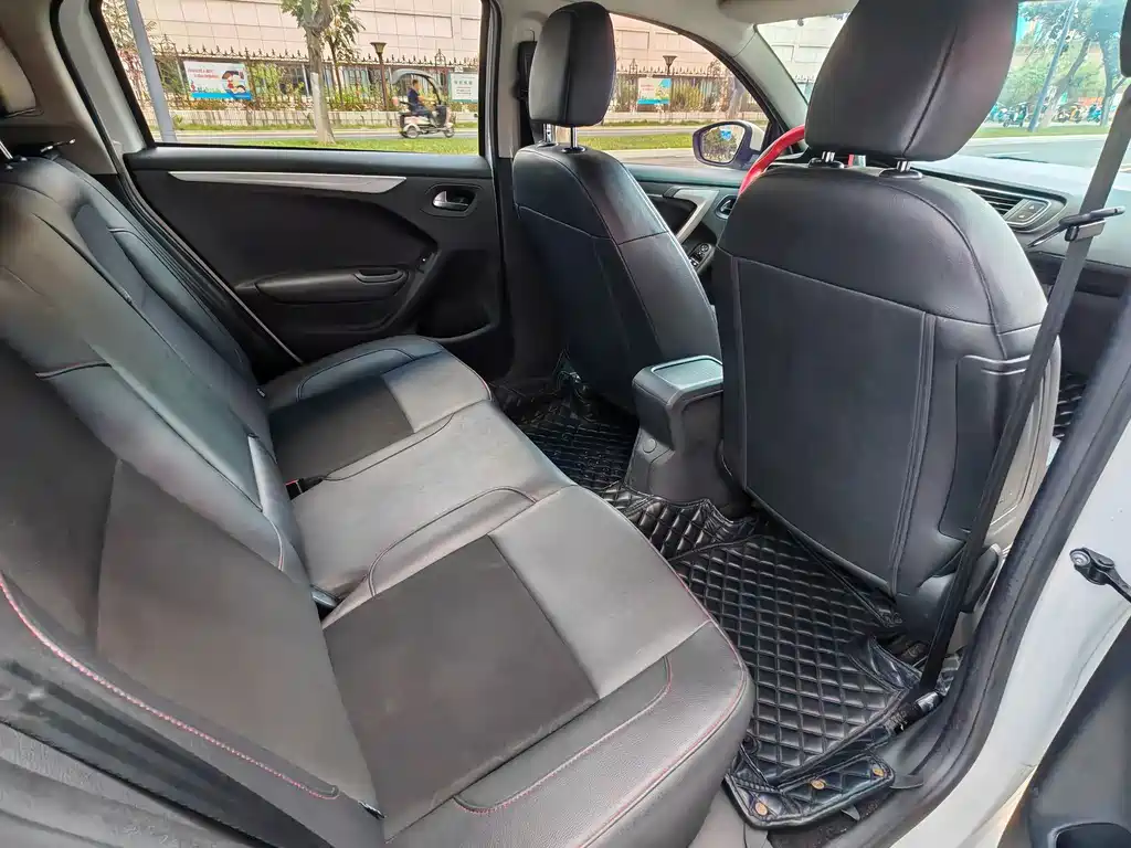 Citroen C3-XR — миниатюра 12