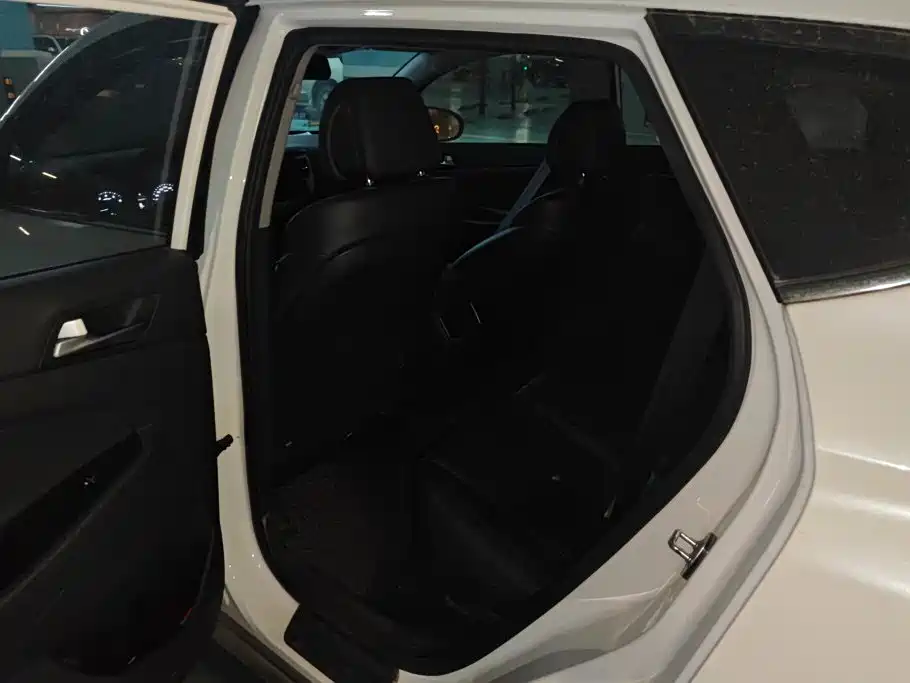 Hyundai Tucson — миниатюра 11