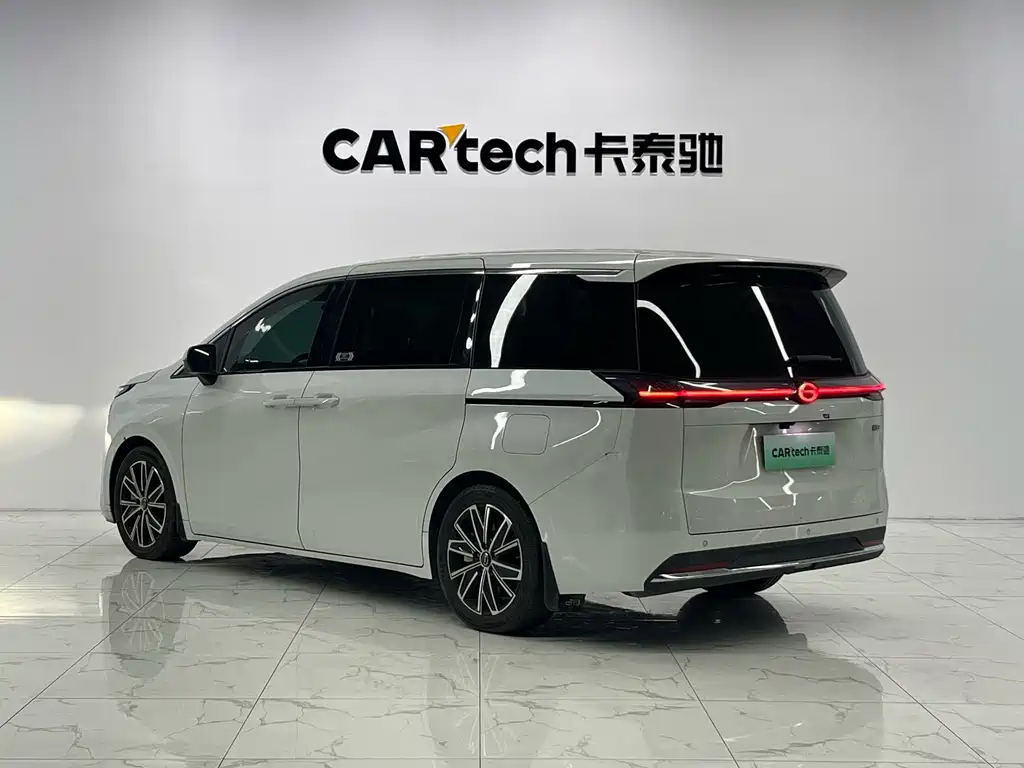 GAC Motor Trumpchi E8 PHEV — миниатюра 7