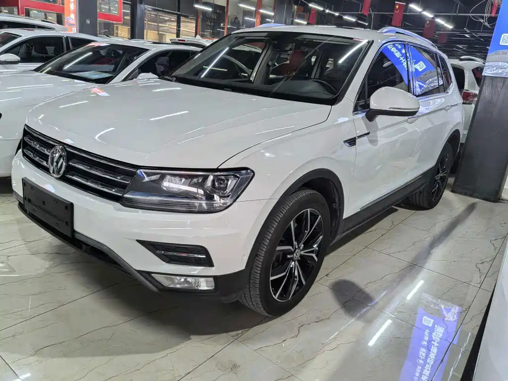 Volkswagen Tiguan L